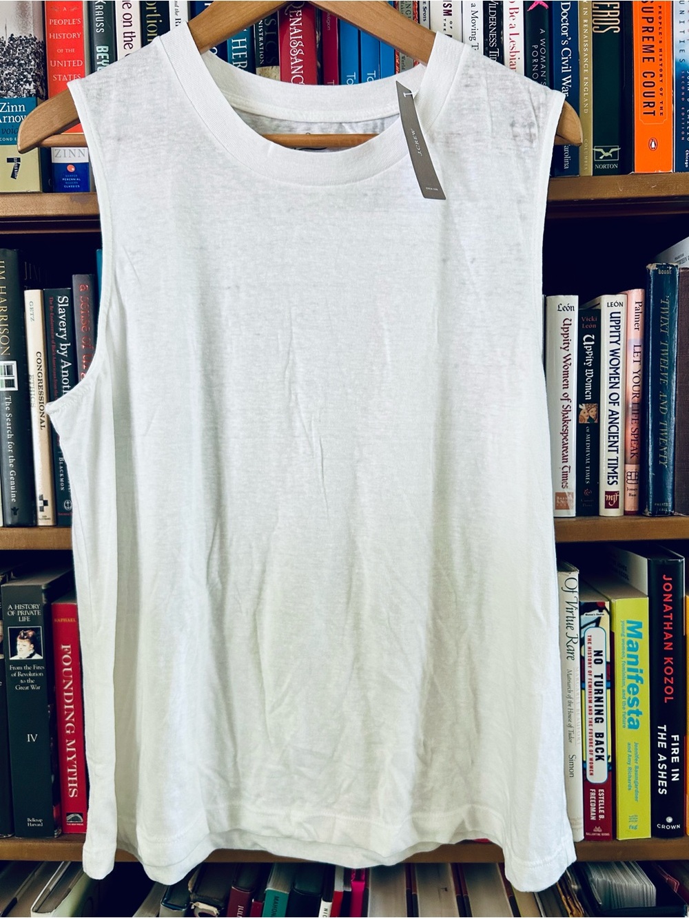 J Crew Knit Goods Bone Off White Lightweight AJ636 Sleeveless Shirt, size L NWT
